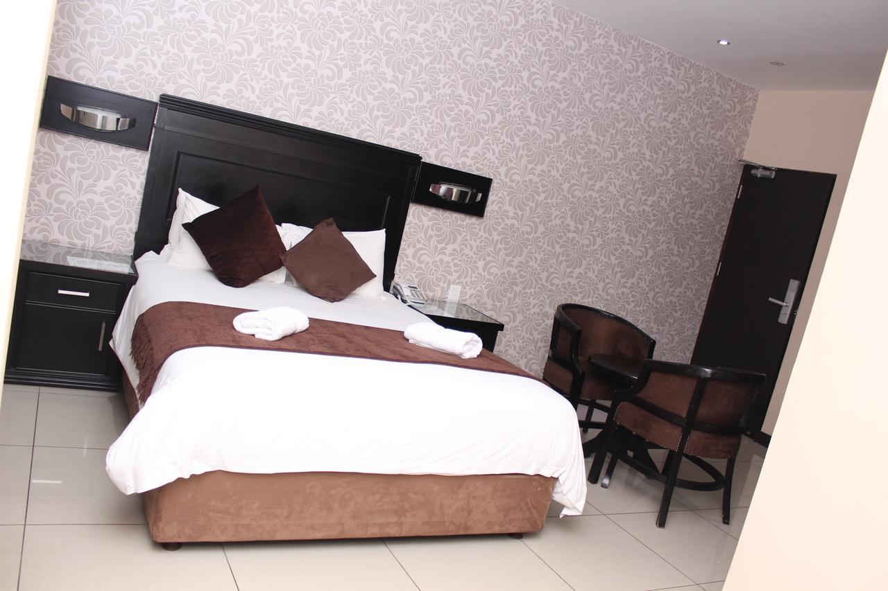 Hotel Galaxy Tower โจฮันเนสเบิร์ก ภายนอก รูปภาพ
