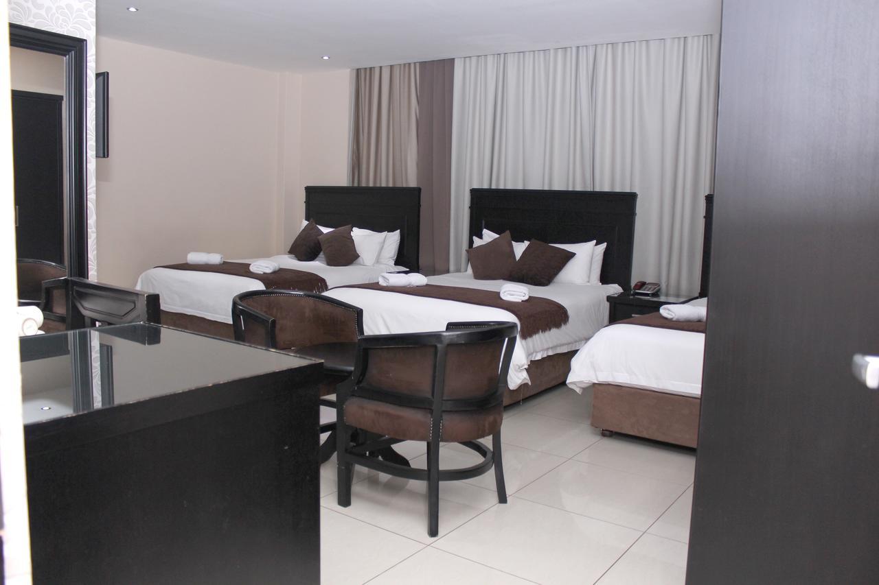 Hotel Galaxy Tower โจฮันเนสเบิร์ก ภายนอก รูปภาพ