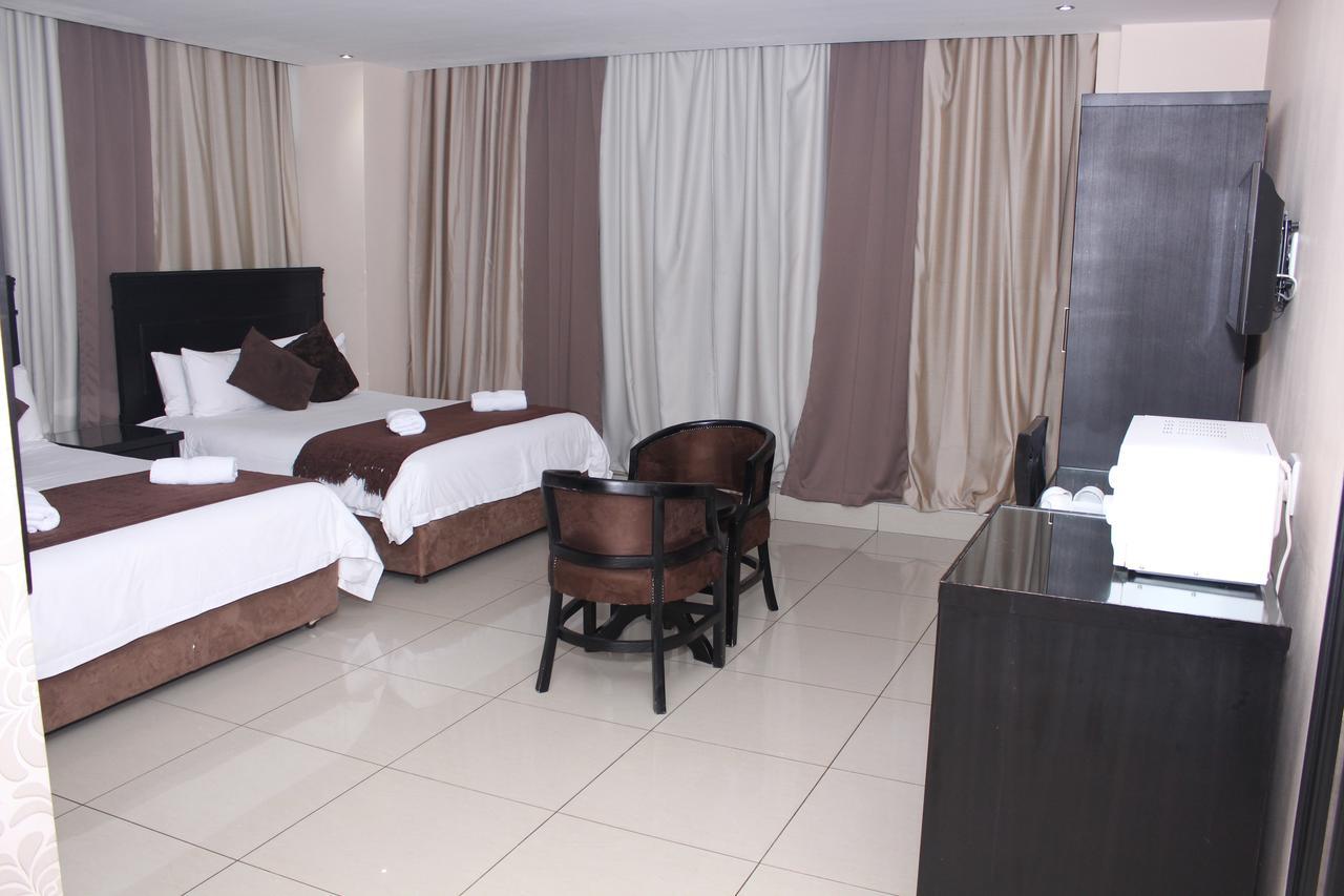 Hotel Galaxy Tower โจฮันเนสเบิร์ก ภายนอก รูปภาพ
